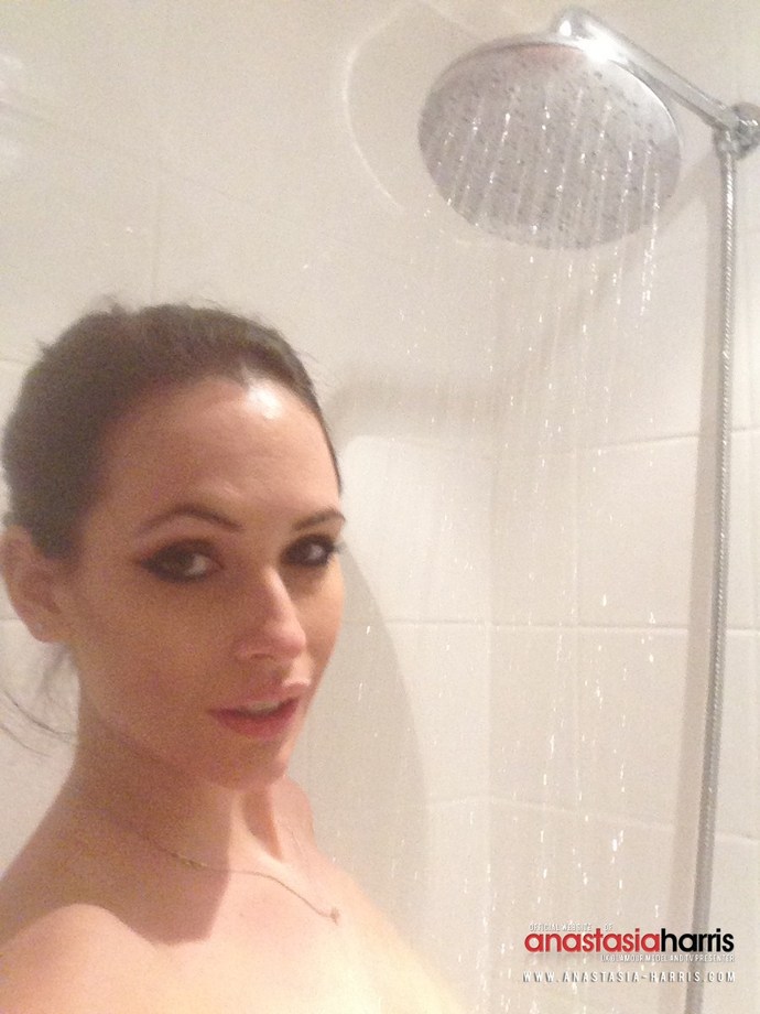 Anastasia Harris - Bathroom Selfshot Pics 01