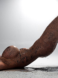 Bianca Beauchamp oil sand #07