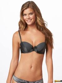 Nina Agdal Looks Amazing In Lingerie #15