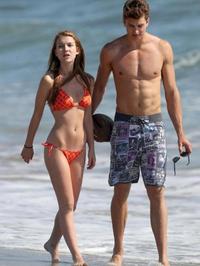 Hot Nathalia Ramos In Bikini #12