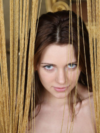 Erotic Teen Oliana Spreading #04