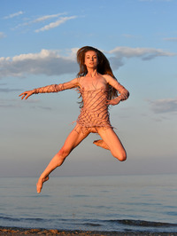 Leanne Shows Naked Flexible Body #10