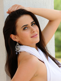 Stella P Exposing Ass And Pussy Outdoor #02