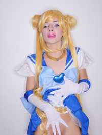 Sailor Moon's Fuck Machine #02