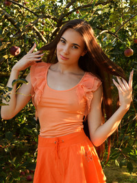 Presenting Lola Cherie #00
