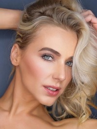 British Babe Ashley Ashton