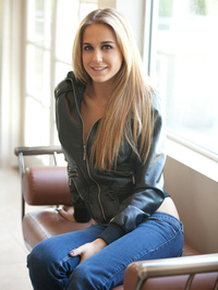 Cassidy Cole In Tight Denim Jeans #00