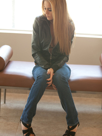 Cassidy Cole In Tight Denim Jeans #10