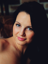 Solana Spreads And Fingers Her Wet Pussy #14