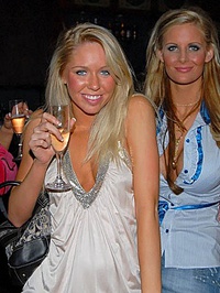 Alotta Vagina in the VIP #00