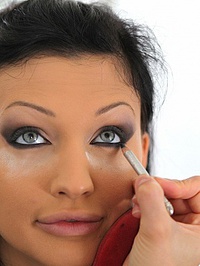 Aletta Ocean poolside date #00