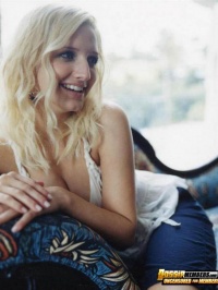 Ashlee Simpon photos #02