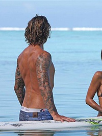 Natasha Alam and friends #06