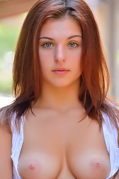 Fiona Cute Girl Next Door