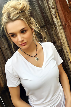 Hunter King American Beauty