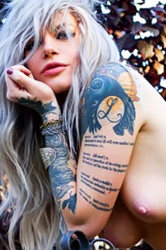 Nihil Novi for Suicide Girls